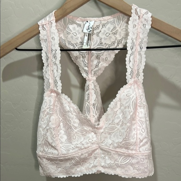 Free People Intimately Pink and Cream Lace Bralettes Bras Bundle Like New Medium - Picture 2 of 15